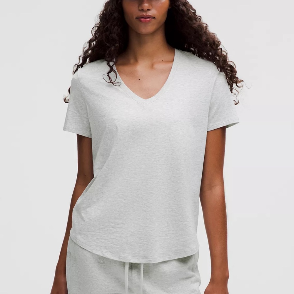 Lululemon Love V-Neck Tee Gray